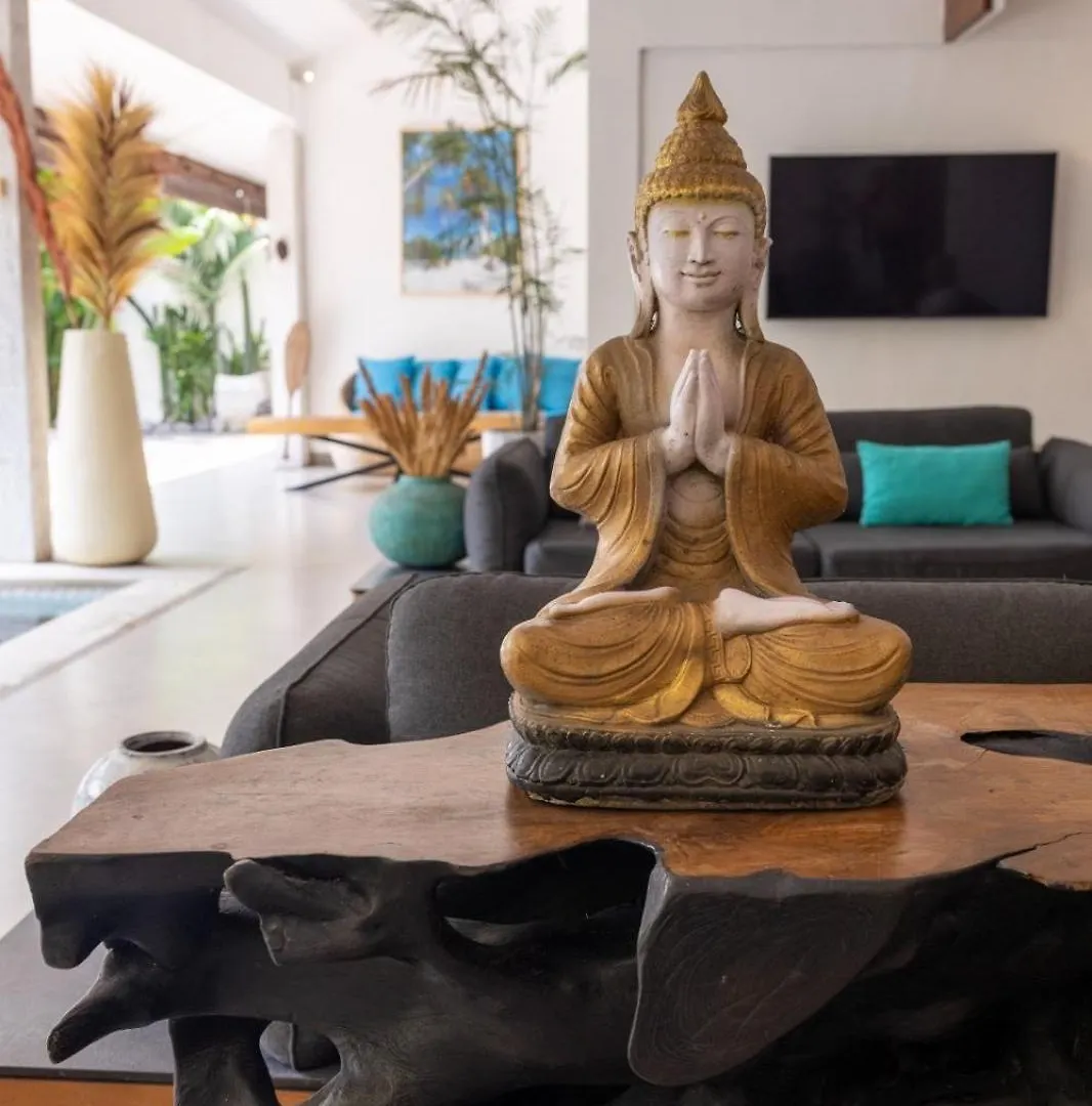 Villa Malya 5 Bedrooms Seminyak  Seminyak (Bali)