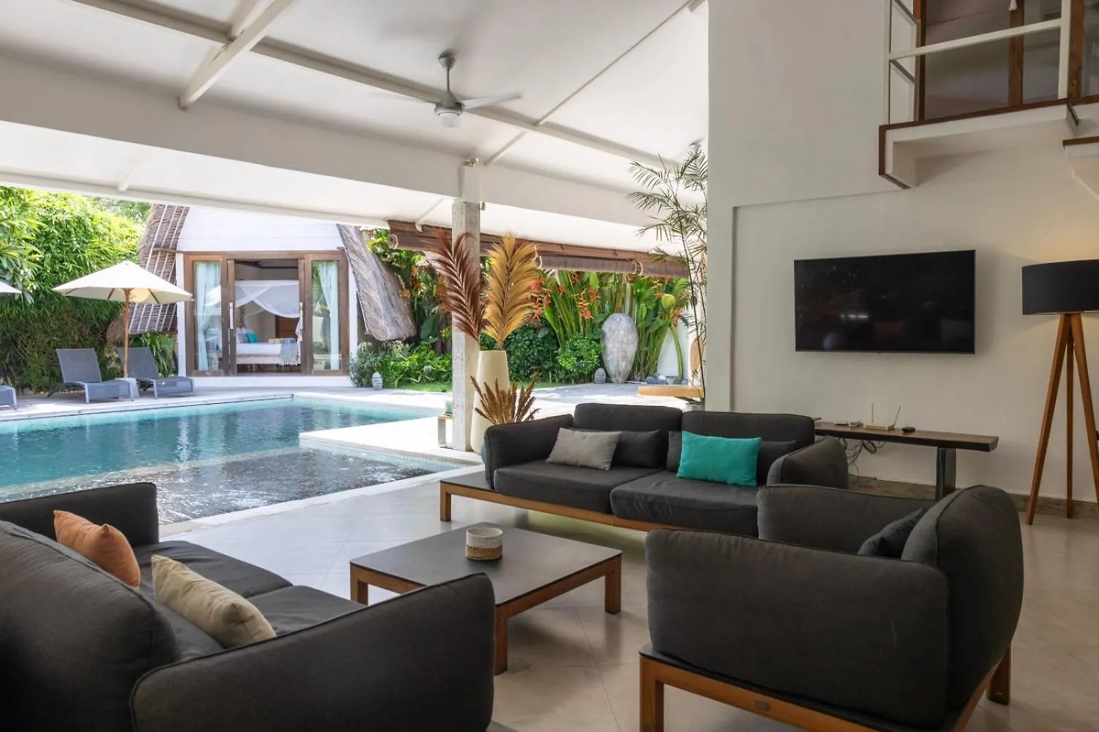 Villa Malya 5 Bedrooms Seminyak